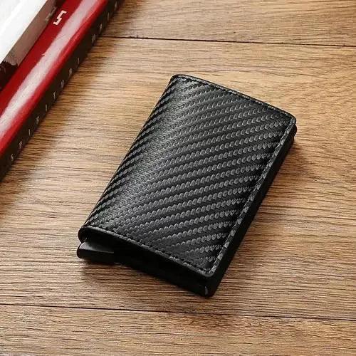 Carteira Masculina Fibra de Carbono | Porta-Cartões Tripla Mágica de Couro